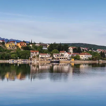 2 Bedroom Awesome In