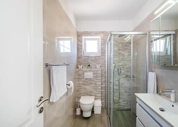 Дом отдыха 2 Bedroom Awesome In