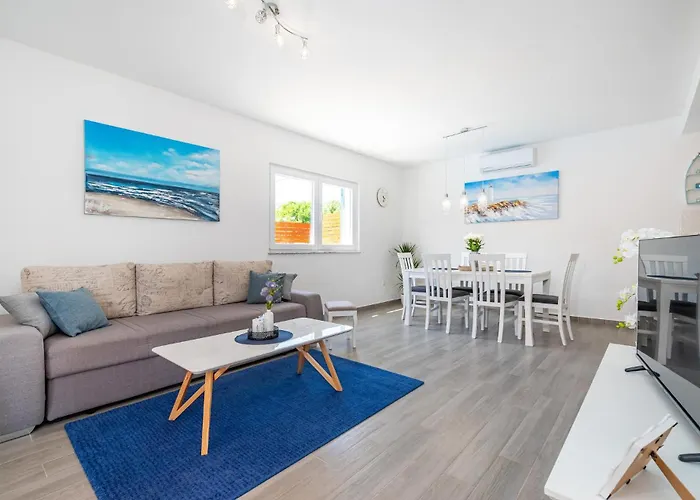 2 Bedroom Awesome In Дом отдыха Масленица